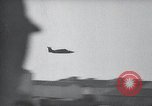 Immagine di Prova di volo di decollo verticale piano California United States USA, 1965, secondo 44 filmato di repertorio 65675033535