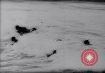Standbild Surfing Contest Australien, 1943, aus Sekunde 51 historischem Filmmaterial Videoclip 65675033553