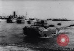 Image fournitures de guerre Italie Port de Naples, 1943, de la seconde 21 séquences d'archives historiques vidéo 65675033561