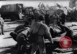 Image fournitures de guerre Italie Port de Naples, 1943, de la seconde 28 séquences d'archives historiques vidéo 65675033561