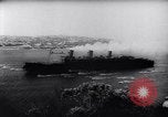Image Queen Mary navire Port de Sydney Australie, 1943, de la seconde 9 séquences d'archives historiques vidéo 65675033562