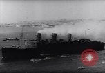 Image Queen Mary navire Port de Sydney Australie, 1943, de la seconde 11 séquences d'archives historiques vidéo 65675033562