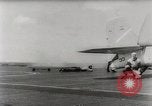 Standbild carrier task force Marshall Inseln, 1944, aus Sekunde 30 historischem Filmmaterial Videoclip 65675033568