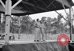 Standbild Bob Hope und Jerry Colonna entertain US-Truppen Bougainville Salomonen, 1944, aus Sekunde 22 historischem Filmmaterial Videoclip 65675033574