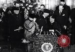 Standbild Winston Churchill Rede Fulton Missouri USA, 1946, aus Sekunde 26 historischem Filmmaterial Videoclip 65675033581