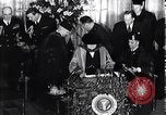 Standbild Winston Churchill Rede Fulton Missouri USA, 1946, aus Sekunde 29 historischem Filmmaterial Videoclip 65675033581