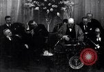 Standbild Winston Churchill Eisernen Vorhang Rede Fulton Missouri USA, 1946, aus Sekunde 15 historischem Filmmaterial Videoclip 65675033582