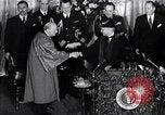 Standbild Winston Churchill Fulton Missouri USA, 1946, aus Sekunde 6 historischem Filmmaterial Videoclip 65675033583