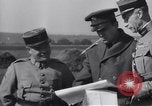 Standbild General Douglas MacArthur Pacific Theater, 1945, aus Sekunde 23 historischem Filmmaterial Videoclip 65675033586