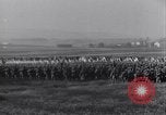 Standbild General Douglas MacArthur Pacific Theater, 1945, aus Sekunde 26 historischem Filmmaterial Videoclip 65675033586
