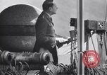Standbild General Douglas MacArthur Pacific Theater, 1945, aus Sekunde 59 historischem Filmmaterial Videoclip 65675033586