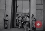 Standbild General Douglas MacArthur Korea, 1950, aus Sekunde 25 historischem Filmmaterial Videoclip 65675033588