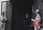 Standbild General Douglas MacArthur Korea, 1950, aus Sekunde 27 historischem Filmmaterial Videoclip 65675033588