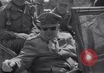 Standbild General Douglas MacArthur United States USA, 1951, aus Sekunde 26 historischem Filmmaterial Videoclip 65675033589