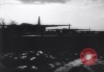 Image Allied bombardiers l'Europe, 1944, de la seconde 17 séquences d'archives historiques vidéo 65675033601