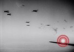 Image Allied bombardiers l'Europe, 1944, de la seconde 49 séquences d'archives historiques vidéo 65675033601