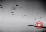 Image Allied bombardiers l'Europe, 1944, de la seconde 50 séquences d'archives historiques vidéo 65675033601