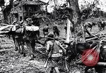 Standbild Nehmen Chindits Moagaung in Zweiten Weltkrieg Mogaung Birma, 1944, aus Sekunde 37 historischem Filmmaterial Videoclip 65675033609