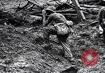 Standbild Nehmen Chindits Moagaung in Zweiten Weltkrieg Mogaung Birma, 1944, aus Sekunde 53 historischem Filmmaterial Videoclip 65675033609