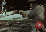 Standbild Kachin Guerilla Kachin Birma, 1943, aus Sekunde 43 historischem Filmmaterial Videoclip 65675033620