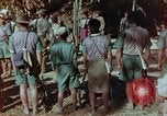 Standbild Kachin Guerilla Kachin Birma, 1943, aus Sekunde 60 historischem Filmmaterial Videoclip 65675033620