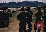 Standbild Refugee Camp Abrechnung Vietnam, 1966, aus Sekunde 57 historischem Filmmaterial Videoclip 65675033646