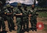 Standbild Refugee Camp Abrechnung Vietnam, 1966, aus Sekunde 60 historischem Filmmaterial Videoclip 65675033646
