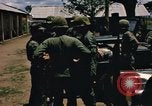Standbild Refugee Camp Abrechnung Vietnam, 1966, aus Sekunde 5 historischem Filmmaterial Videoclip 65675033647