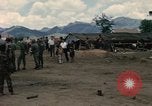 Standbild Refugee Camp Abrechnung Vietnam, 1966, aus Sekunde 19 historischem Filmmaterial Videoclip 65675033647