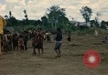 Standbild Refugee Camp Abrechnung Vietnam, 1966, aus Sekunde 29 historischem Filmmaterial Videoclip 65675033647