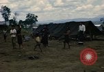 Standbild Refugee Camp Abrechnung Vietnam, 1966, aus Sekunde 31 historischem Filmmaterial Videoclip 65675033647
