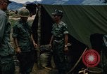 Standbild Refugee Camp Abrechnung Vietnam, 1966, aus Sekunde 55 historischem Filmmaterial Videoclip 65675033647