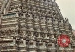 Standbild Chao Phraya Fluss Bangkok Thailand, 1967, aus Sekunde 17 historischem Filmmaterial Videoclip 65675033649