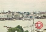 Standbild Chao Phraya Fluss Bangkok Thailand, 1967, aus Sekunde 57 historischem Filmmaterial Videoclip 65675033649