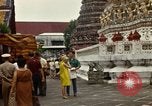 Standbild Chao Phraya Fluss Bangkok Thailand, 1967, aus Sekunde 60 historischem Filmmaterial Videoclip 65675033649
