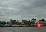 Standbild Chao Phraya Fluss Bangkok Thailand, 1967, aus Sekunde 17 historischem Filmmaterial Videoclip 65675033650