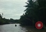 Standbild Chao Phraya Fluss Bangkok Thailand, 1967, aus Sekunde 38 historischem Filmmaterial Videoclip 65675033650