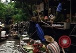 Standbild Chao Phraya Fluss Bangkok Thailand, 1967, aus Sekunde 55 historischem Filmmaterial Videoclip 65675033650