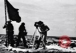Standbild operating Transit Clipperton Insel, 1943, aus Sekunde 5 historischem Filmmaterial Videoclip 65675033682