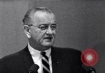 Standbild Lyndon Johnson San Antonio Texas USA, 1967, aus Sekunde 12 historischem Filmmaterial Videoclip 65675033686