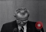 Standbild Lyndon Johnson San Antonio Texas USA, 1967, aus Sekunde 28 historischem Filmmaterial Videoclip 65675033686