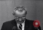Standbild Lyndon Johnson San Antonio Texas USA, 1967, aus Sekunde 29 historischem Filmmaterial Videoclip 65675033686