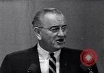 Standbild Lyndon Johnson San Antonio Texas USA, 1967, aus Sekunde 34 historischem Filmmaterial Videoclip 65675033686