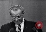 Standbild Lyndon Johnson San Antonio Texas USA, 1967, aus Sekunde 60 historischem Filmmaterial Videoclip 65675033686