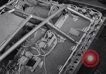 Immagine di esperimento aerospaziale su scimpanzé e scimmie New York City USA, 1967, secondo 23 filmato di repertorio 65675033689