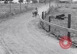 Standbild doggy Wagenrennen Baker Oregon USA, 1938, aus Sekunde 42 historischem Filmmaterial Videoclip 65675033695