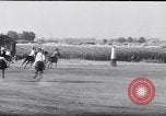 Standbild Polo Match Toppenish Washington USA, 1938, aus Sekunde 44 historischem Filmmaterial Videoclip 65675033696