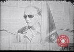 Immagine di La folla reagiscono al Presidente l'assassinio di Kennedy Dallas Texas USA, 1963, secondo 47 filmato di repertorio 65675033708