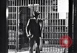 Immagine di Clyde Barrow Dallas Texas USA, 1934, secondo 55 filmato di repertorio 65675033721