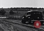 Immagine di Clyde Barrow e Bonnie Parker Louisiana United States USA, 1934, secondo 51 filmato di repertorio 65675033722